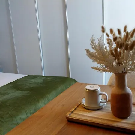 D'hôtes Chez Lyly Et Juju Piscine&sauna Parking Gratuit Casa de hóspedes 3*